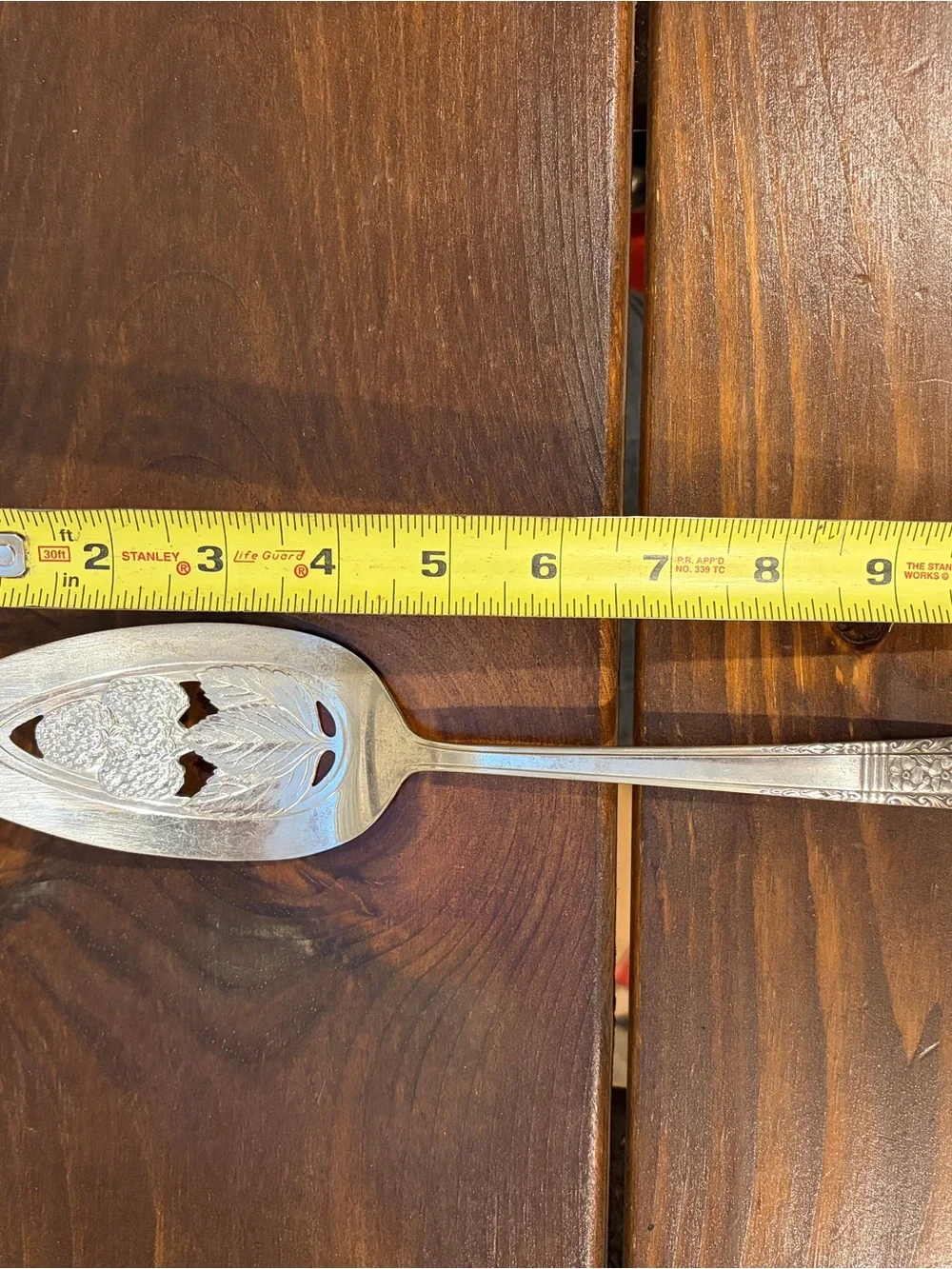 Luxor Plate Wallace Strawberry Silverplate Pie Server